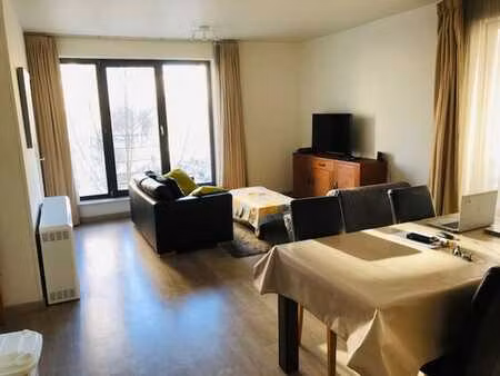 rogier - appartement spacieux meublé de 2 chambres à vendre