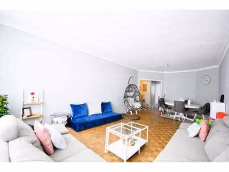 très bel appartement 2 chambres de ±95 m² – situation idéale