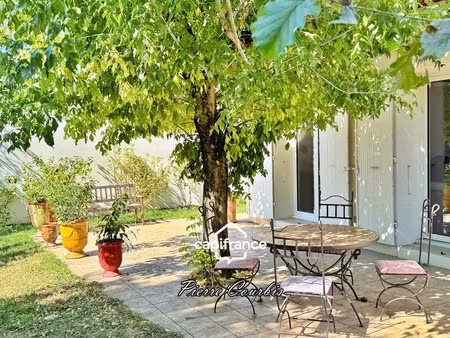 vente maison 6 pièces 154 m² à bron (69500)  665 000 €