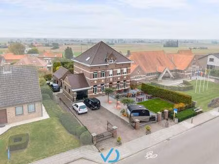 uniek erfgoedpand met restaurant en woonst in het hart va...