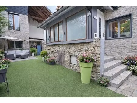 maison mitoyenne avec sa dépendance