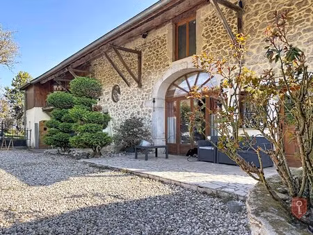maison - savigny habitation + revenu locatif + 170 m² d'ateliers : une propriété unique au