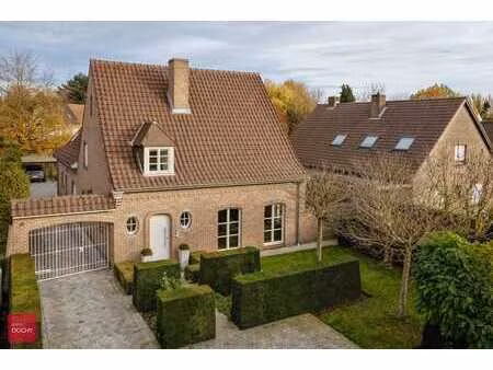 standingvolle afgewerkte villa op rustige centrale liggin...