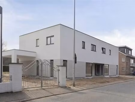 maison à vendre à neerharen € 439.000 (lmijv) | zimmo