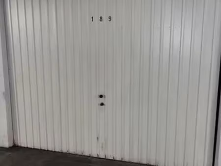 box garage fermé à louer faubourg national strasbourg