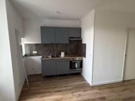 studio 1 pièce 23 m²