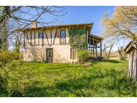 secteur tombeboeuf exceptionnelle maison restaurée du 16 ème (à empilage)