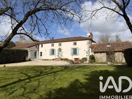maison de campagne à saint-paul-en-gâtine (79240)