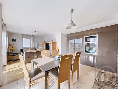 vente appartement 3 pièces 66.37 m² à carrières-sous-poissy (78955)  225 000 €