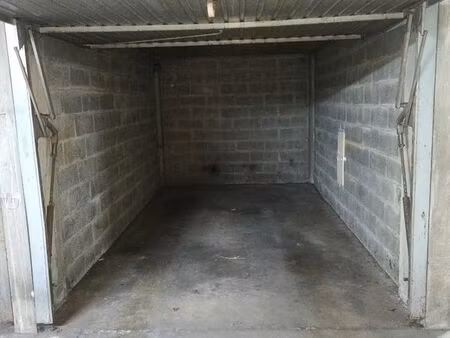 box fermé sécurisé à evry