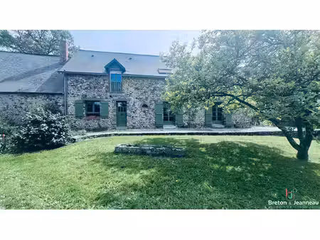propriété vue sur la mayenne à st jean sur mayenne