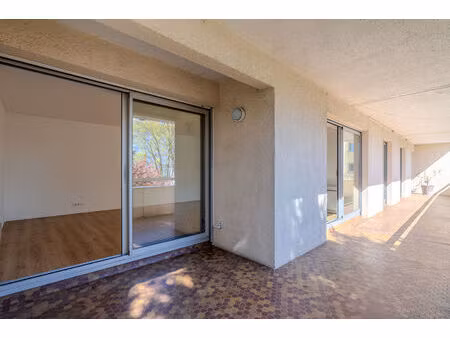 bordeaux chartrons - appartement de 102m² avec terrasse  box et cave