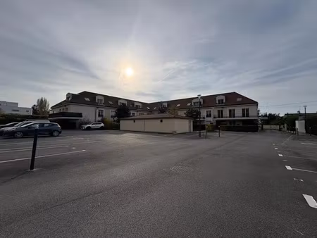 vente appartement 3 pièces 5895 m² à mennecy (91540)  210 000 €