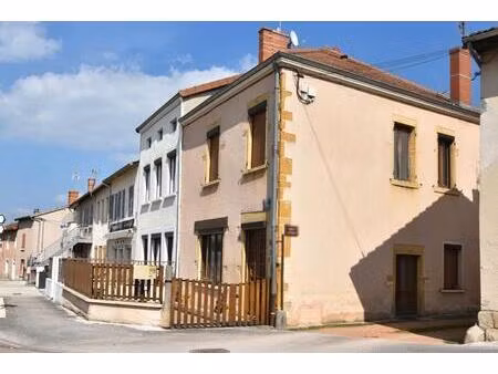à vendre maison de bourg à noailly 100 m²
