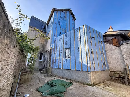 vente maison à château-gontier-sur-mayenne (53200) : à vendre / 226m² château-gontier-sur-