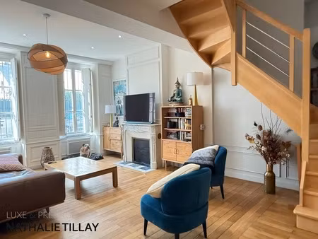 orleans recouvrance  appartement duplex avec terrasse  2 chambres  cave