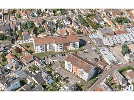 appartement le petit quevilly 3 pièce(s) 58.50 m2 + 2 places de stationnemement