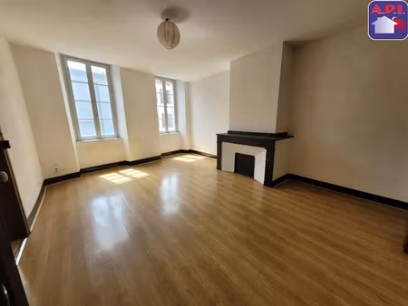 location appartement 3 pièces 107 m² à saint-girons (09200)  520 €