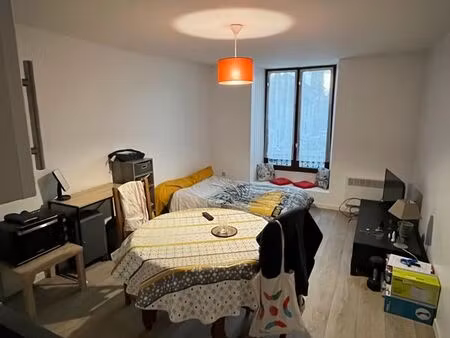 studio + parking grisy suisnes