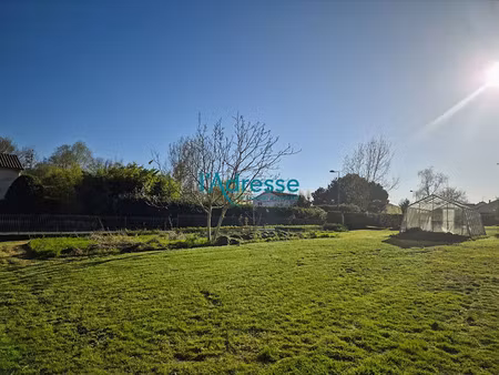 vente terrain 500 m² à geste (49600)  55 490 €