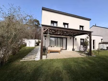 vente maison à locqueltas (56390) : à vendre / 126m² locqueltas