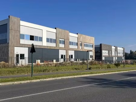 vente local d'activités 405 m² à 1 955 m²