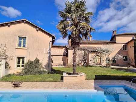 belle propriété de charme de 262 m2 pour projet familial