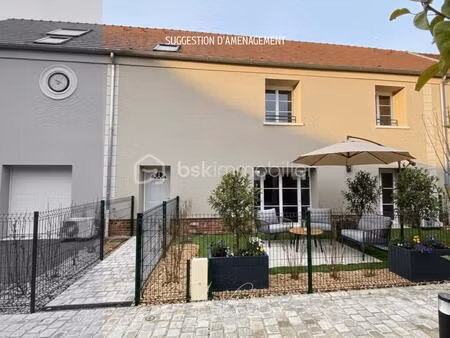 maison de 137 99 m² à bussy-saint-georges