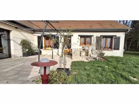 propriété avec étang et piscine -mur de sologne
