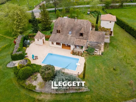 maison 8 pièce(s)  razac-de-saussignac