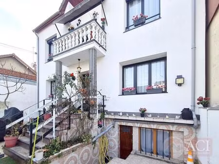 maison 9 pièces à saint-denis (93200)