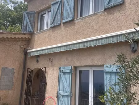 à vendre – maison de caractère de 232 m² avec piscine et vue panoramique