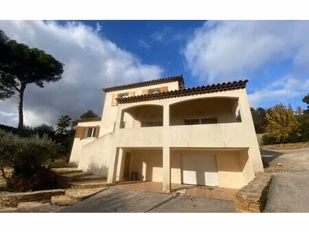 location maison  m² t-4 à la cadière-d'azur  2 318 €