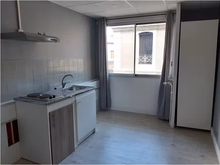 location appartement 1 pièce 31 m² à ales (30100)  428 €