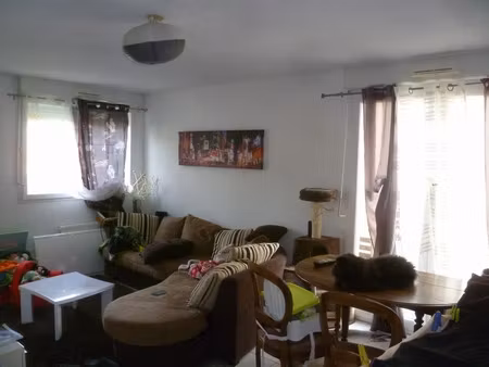 location appartement 3 pièces 54.09 m² à espalion (12500)  490 €