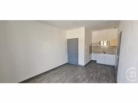 location appartement 2 pièces 32.75 m² à oraison (04700)  535 €