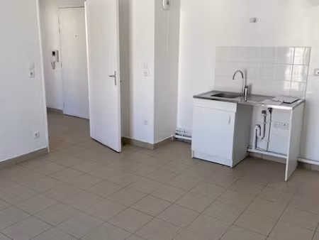 location appartement 2 pièces 39.6 m² à creil (60100)  638 €