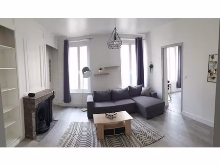 location meublée appartement 2 pièces 32 m² à le havre (76600)  620 €
