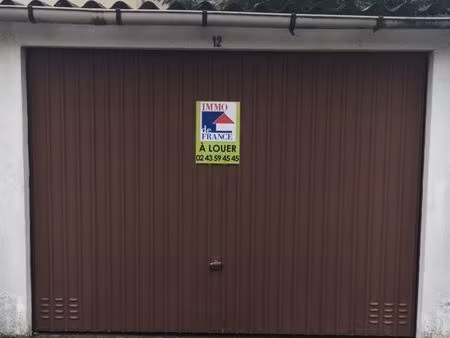 garage/box 16 m² laval