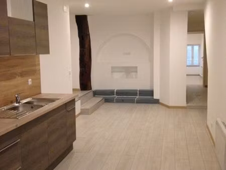 appartement t2  rez de chaussée de 61m² habitables avec garage