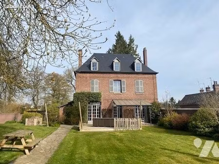 maison 8 pièces 185 m²