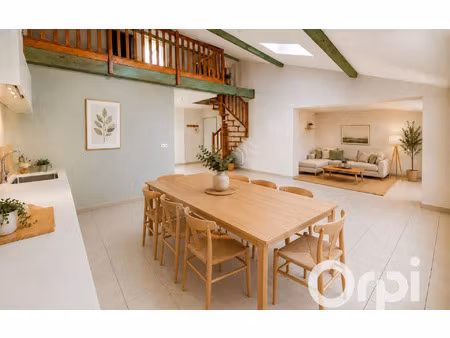 location appartement  103.1 m² t-5 à baix  720 €
