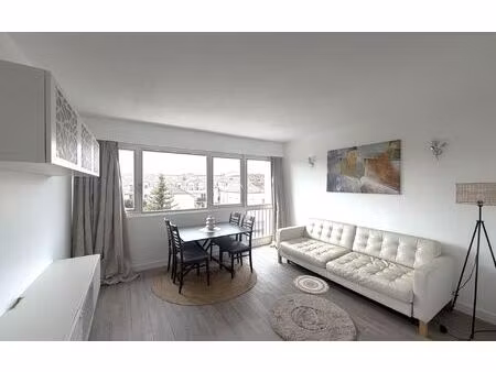location appartement  56.85 m² t-3 à rungis  1 350 €