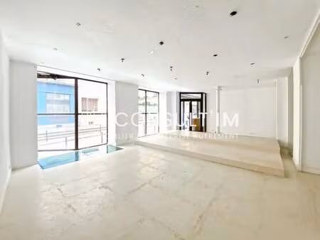 location bureaux 250 m²