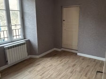 f2 centre ville marvejols