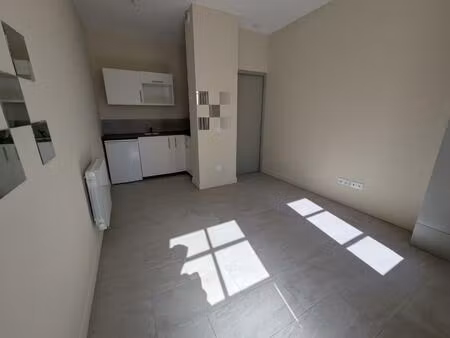 nimes 'les bastides de la fontaine' proche quais de la fonta