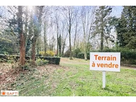 à vendre – terrain constructible estreux 800 m ²