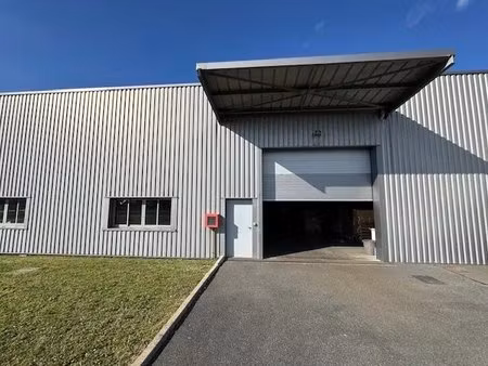 location entrepôt andrezieux boutheon 42160 1735m²
