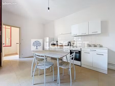 appartement 3 pièces 80 m²