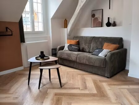 studio meublé en duplex en centre ville